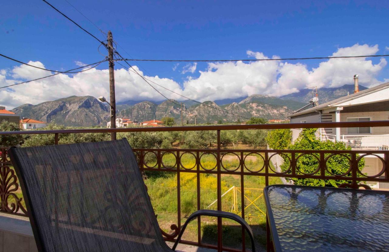 Camares Home Sparta Bagian luar foto